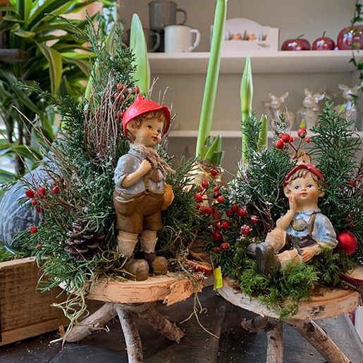 Adventstimmung mit Weihnachtsdekoration aus der Natur von der Gärtnerei Käfer